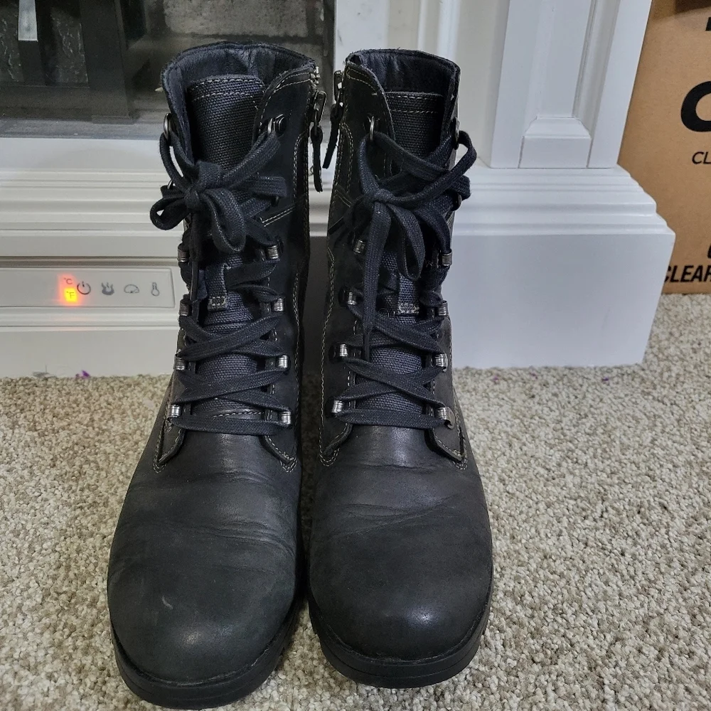 Sorel Waterproof Combat Boot, Size 7 - Picture 6 of 10